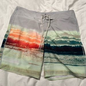 American Eagle Men’s XL Board Shorts